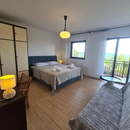 Lägenhet In 44151 Crikvenica
